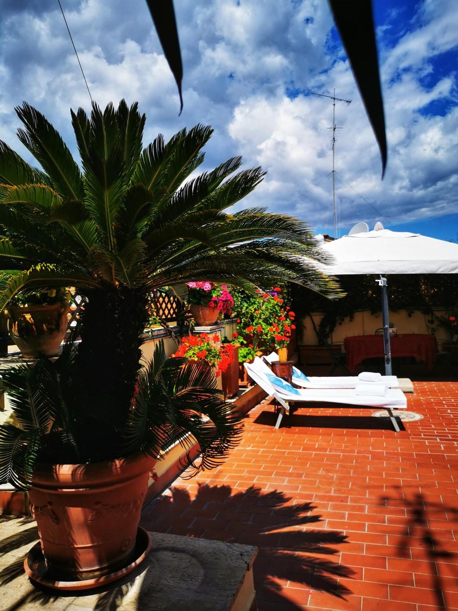 Attic Garden Hotel Rome Buitenkant foto